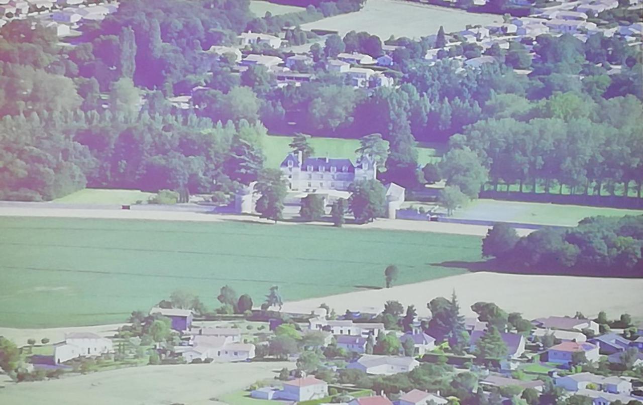 Au Grain D'Orge Villa Echire Exterior photo